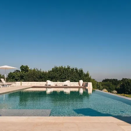 Willa Helloapulia - Masseria Minetta, Scenic Escape - Pet Friendly *