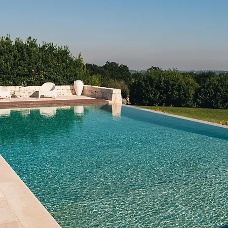 Helloapulia - Masseria Minetta - Infinity Saltwater Pool & Scenic View Villa *