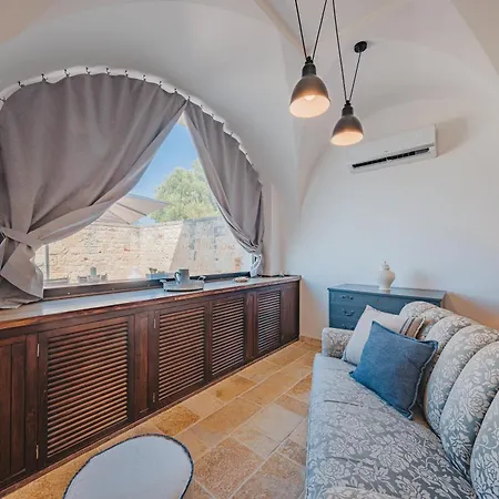 Helloapulia - Masseria Minetta, Scenic Escape - Pet Friendly *